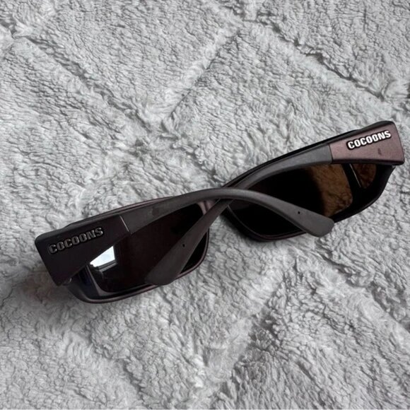 Cocoons | Wide Line (ML) Sand Polarized Copper Sunglasses main image 10